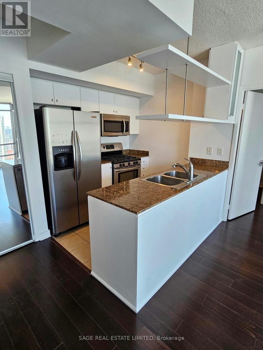2807-3 Navy Wharf Court, Toronto, ON, M5V 3V1 - 4