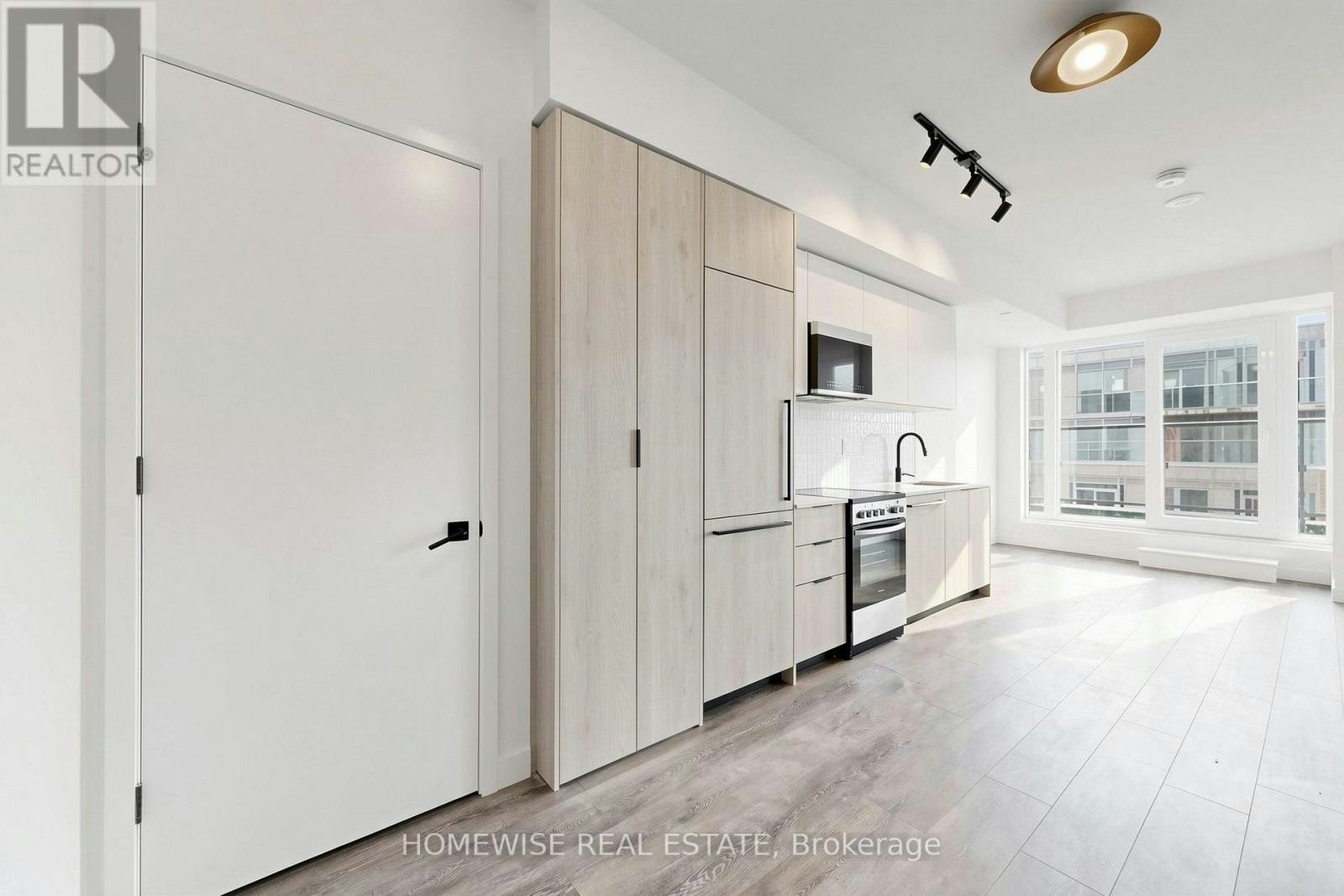 705-1635 Military Trail, Toronto, ON, M1C 1B2 - 4