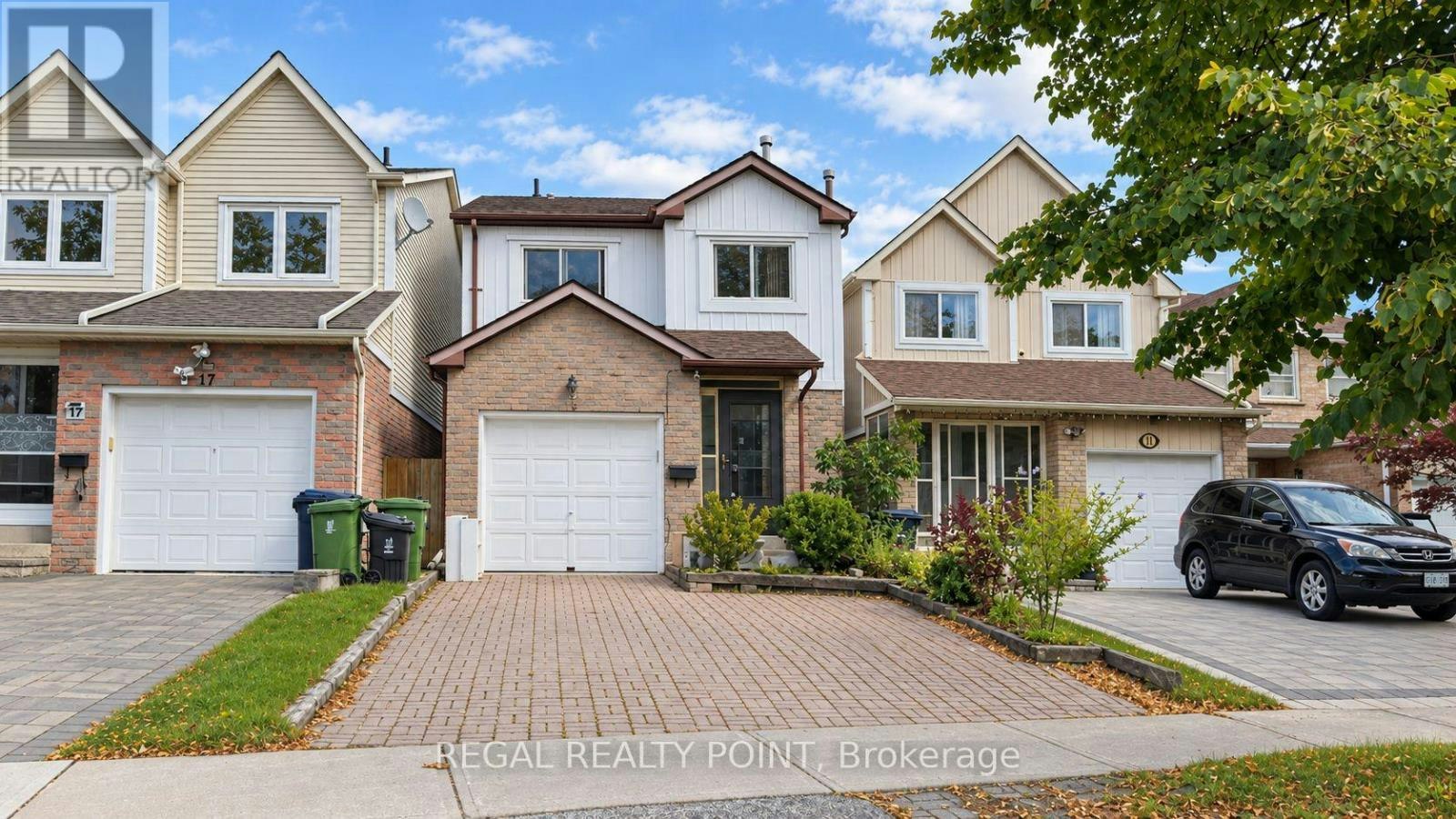 15 Becca Hall Trail, Toronto, ON, M1V 2Y7
