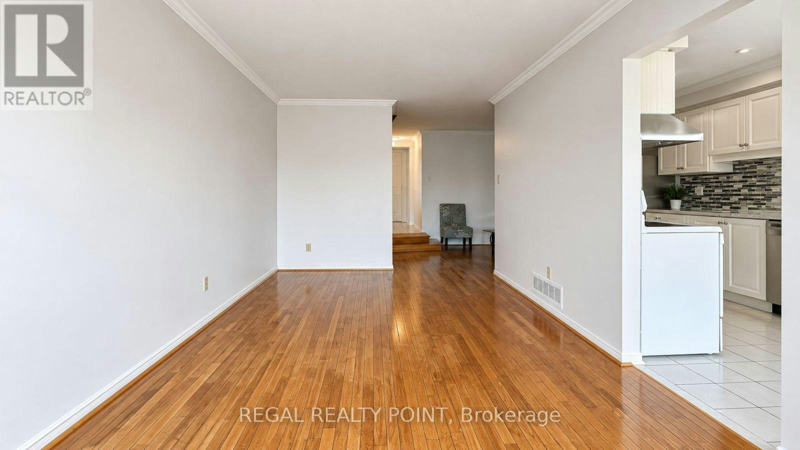 15 Becca Hall Trail, Toronto, ON, M1V 2Y7 - 5