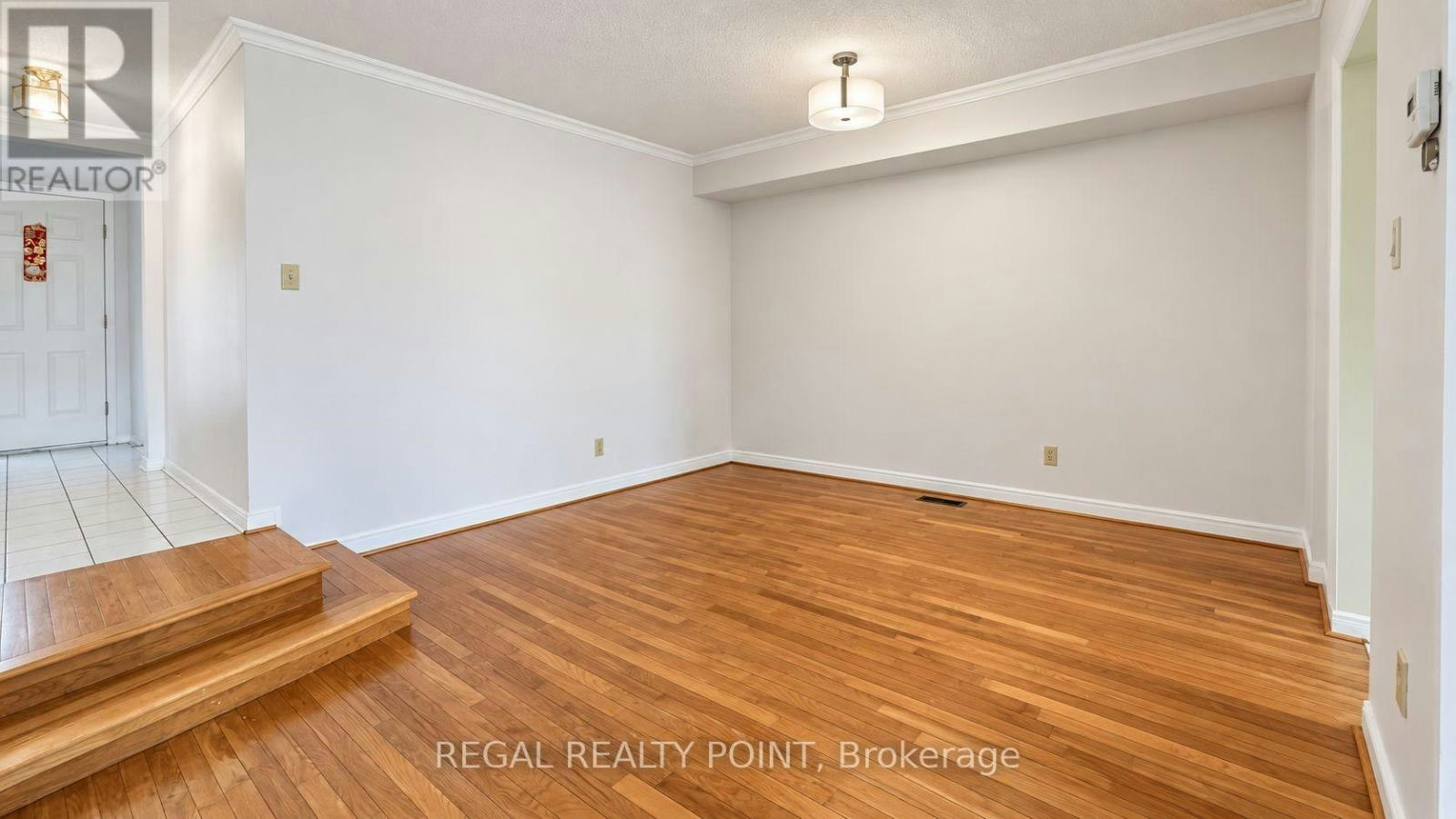 15 Becca Hall Trail, Toronto, ON, M1V 2Y7 - 6