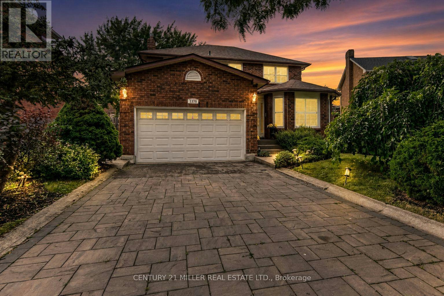 1379 Bramblewood Green, Oakville, ON, L6M 2R6