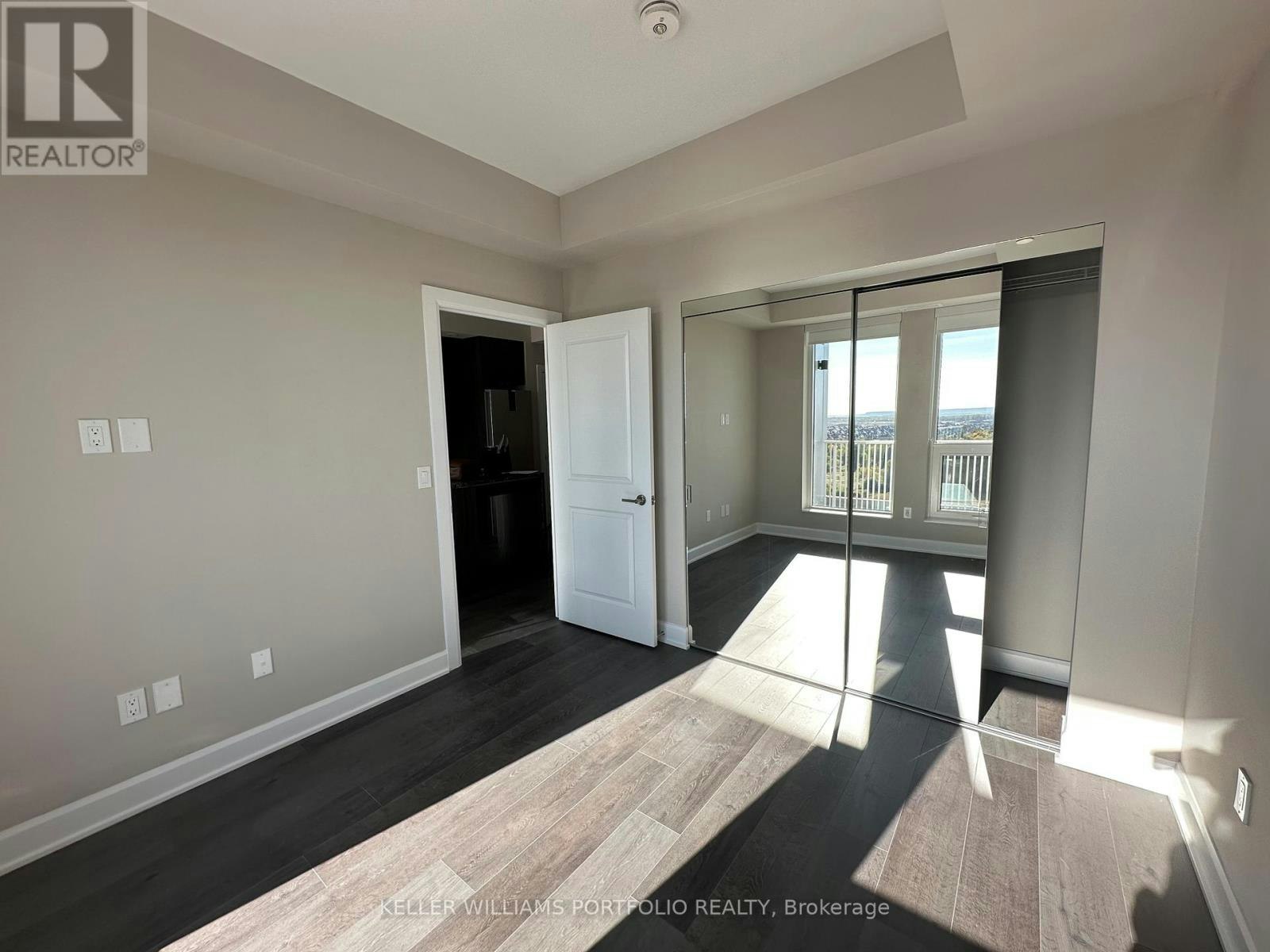 1105-3240 William Coltson Avenue, Oakville, ON, L6H 8C8 - 40