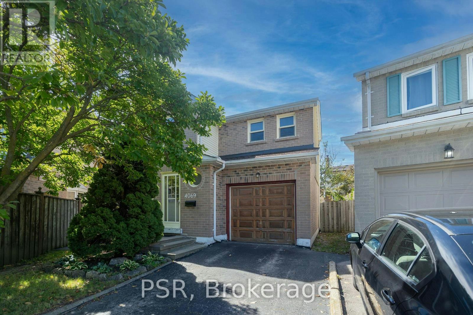 4069 Chelmsford Court, Mississauga, ON, L5B 2X2