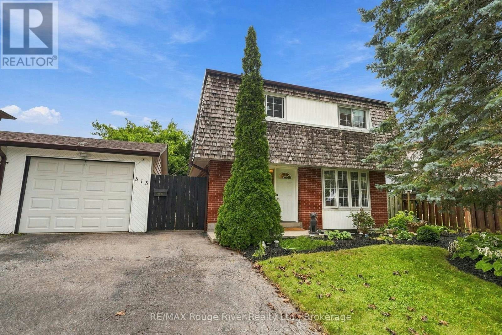 313 Lupin Drive, Whitby, ON, L1N 1Y5