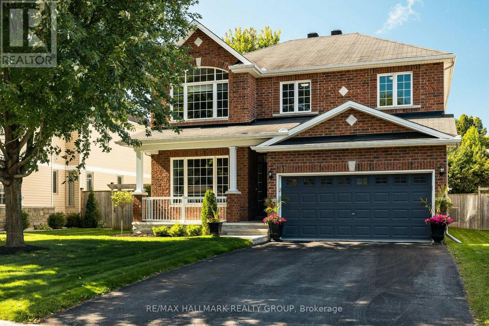 97 Monterossa Street, Ottawa, ON, K2S 2H5