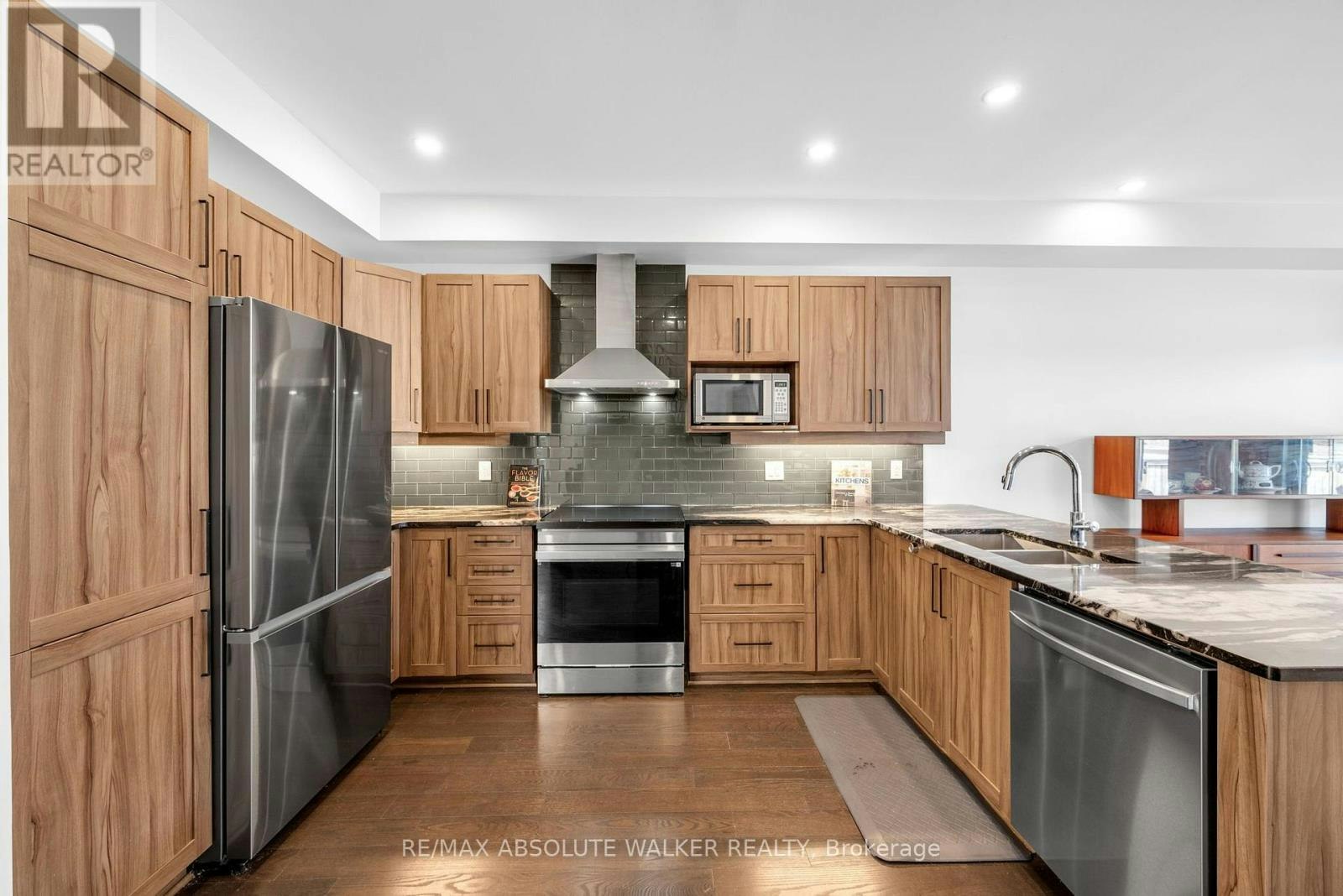 323 Lysander Place, Ottawa, ON, K1K 3X8 - 8