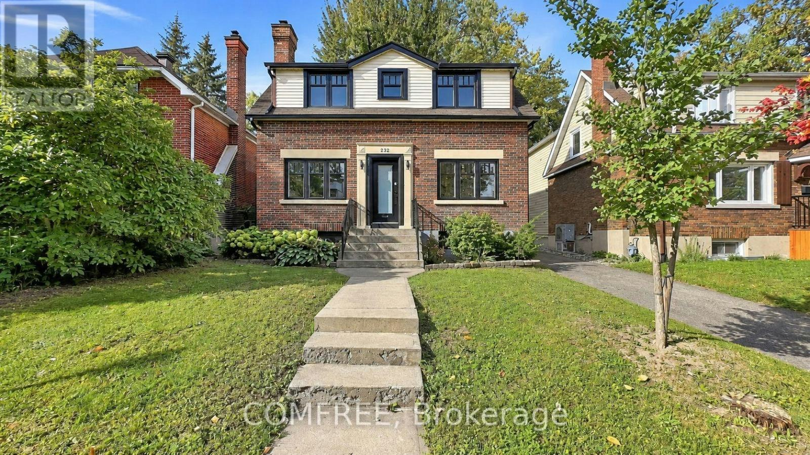 232 Goulburn Avenue, Ottawa, ON, K1N 8E4