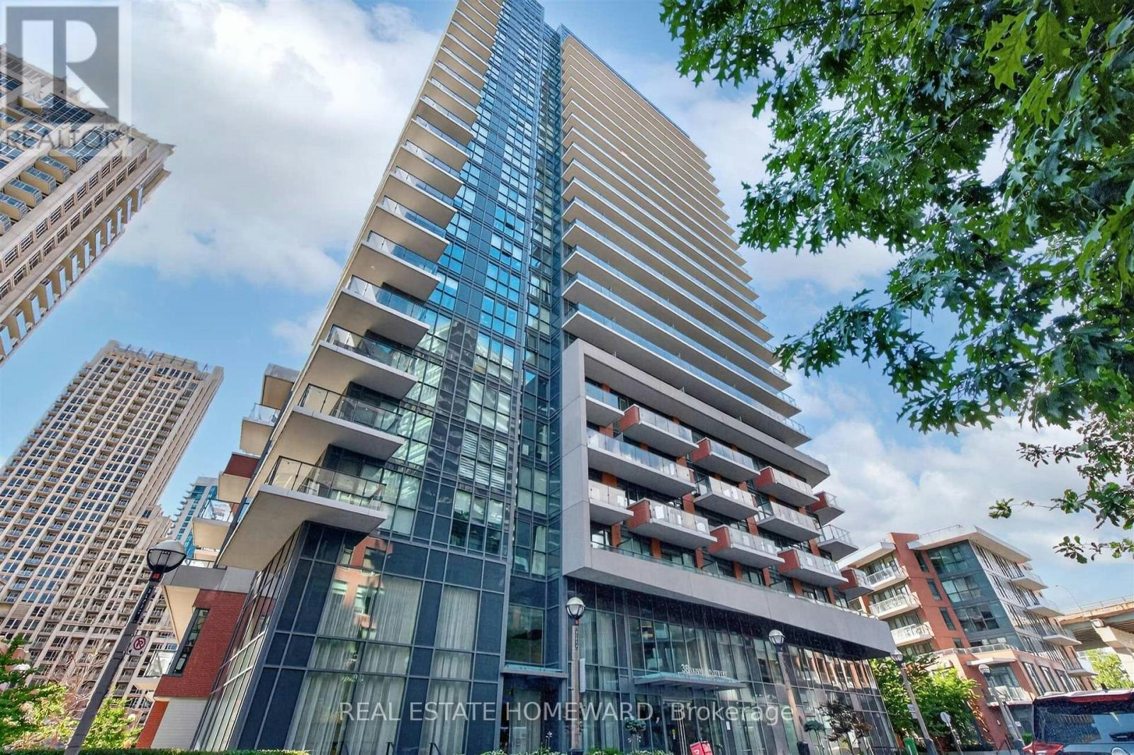 721-38 Iannuzzi Street, Toronto, ON, M5V 0S2 - 37