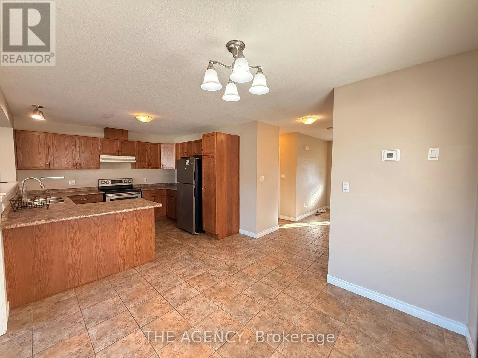 31 Dougall Street, Guelph, ON, N1E 0H3 - 11