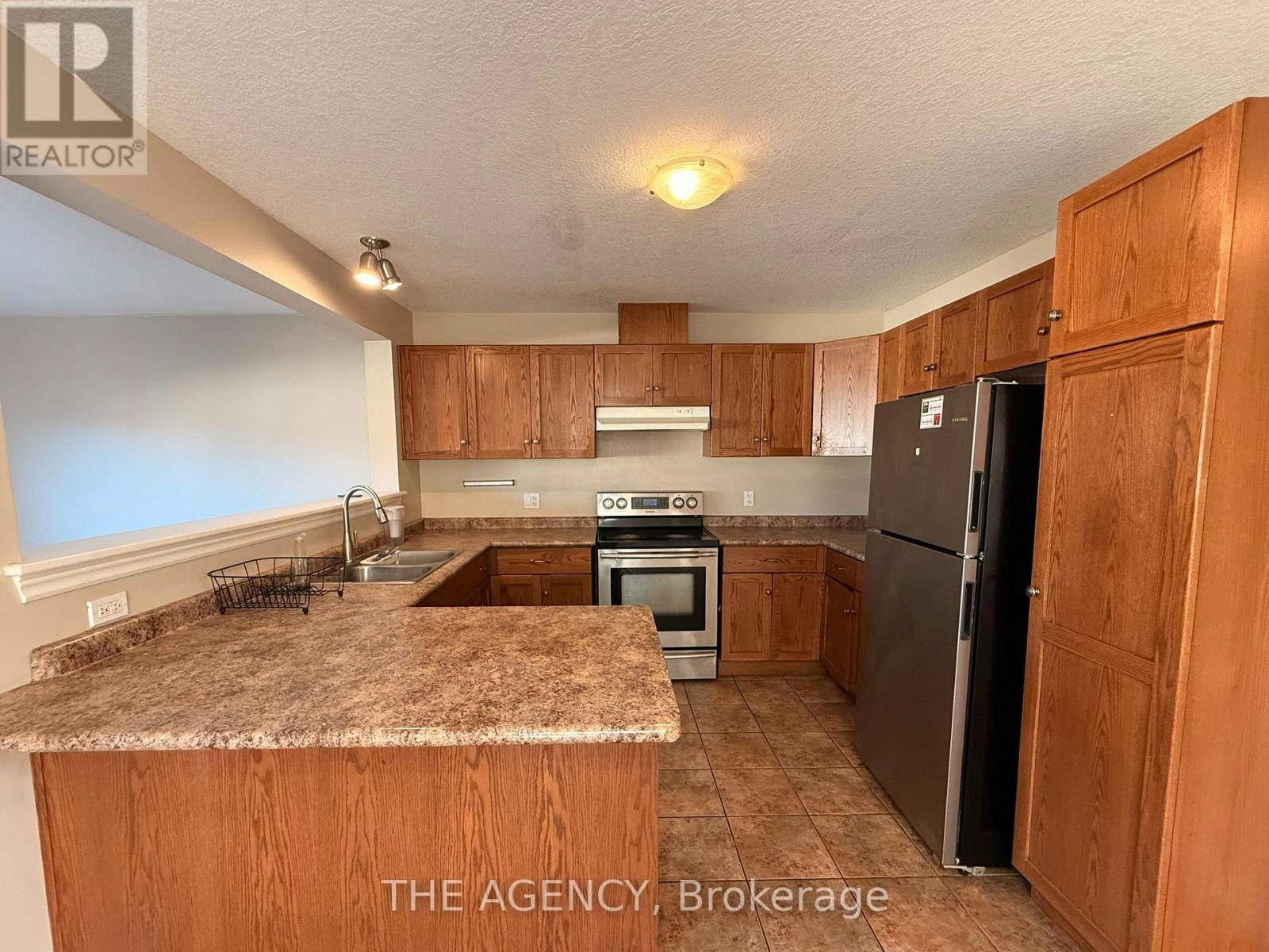 31 Dougall Street, Guelph, ON, N1E 0H3 - 12