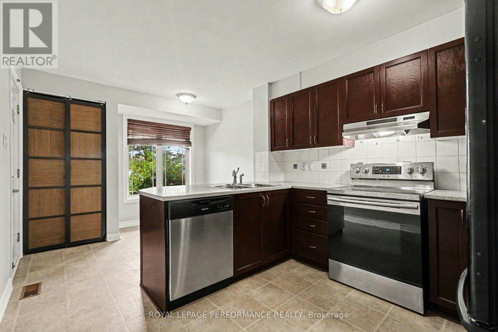 50 Brentmore Private, Ottawa, ON, K4A 0B6 - 8