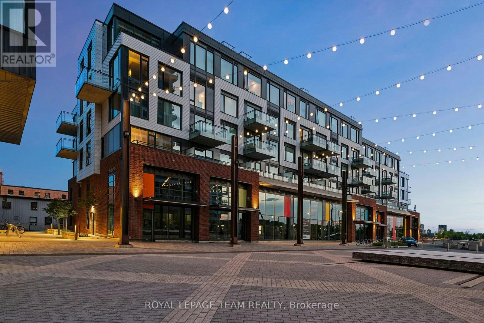 204-320 Miwate Private, Ottawa, ON, K1R 0E1