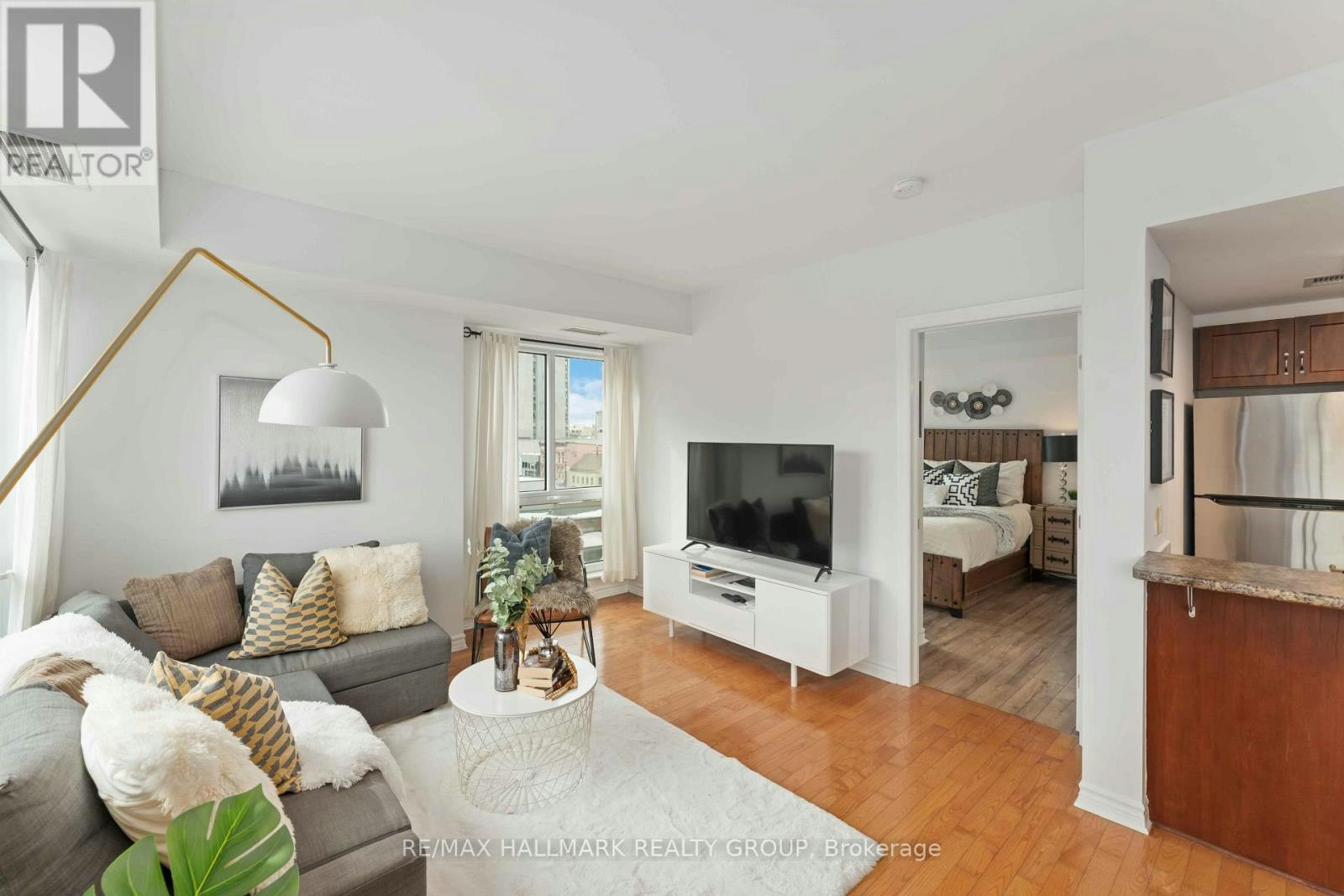 608-200 Rideau Street, Ottawa, ON, K1N 5Y1 - 4