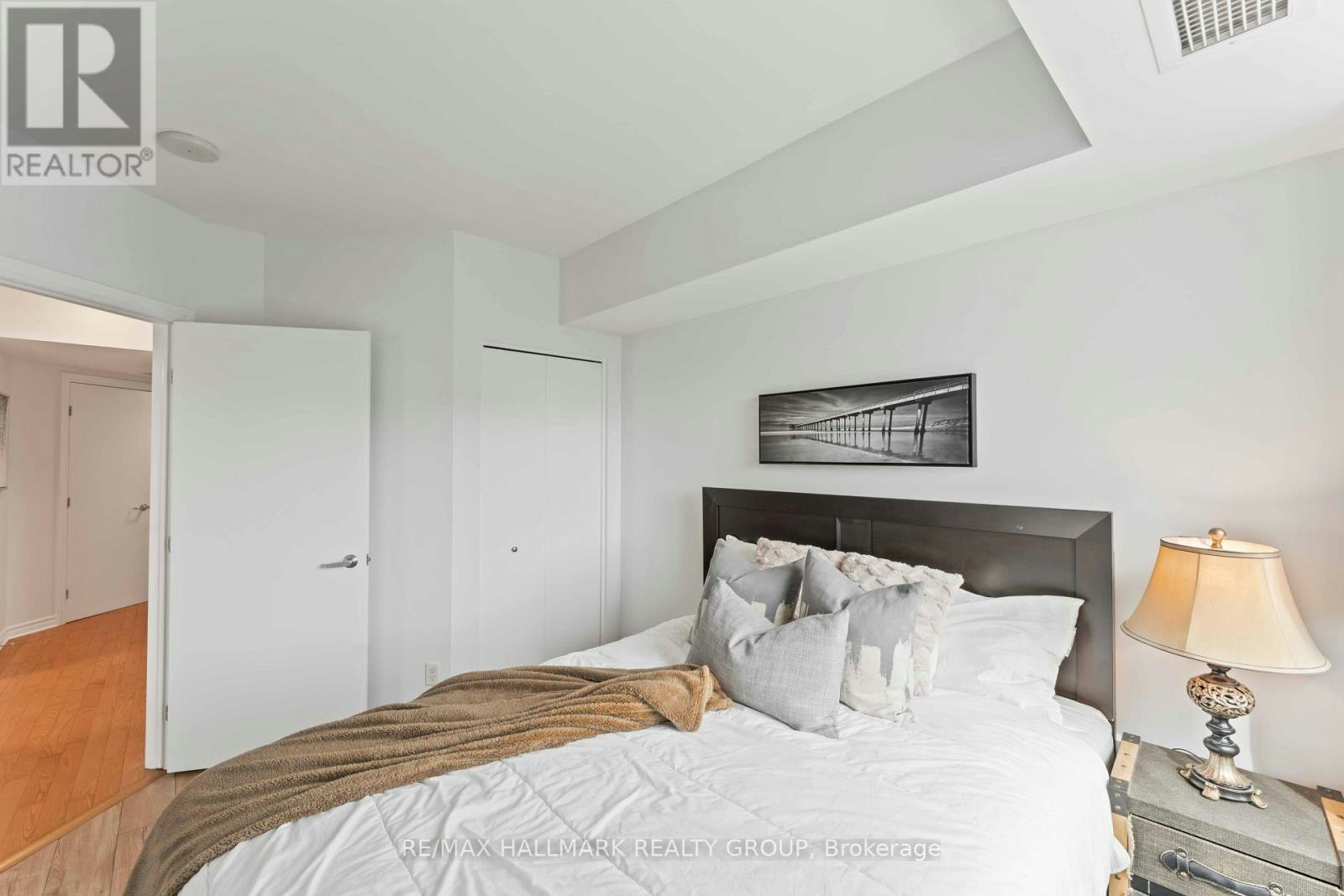 608-200 Rideau Street, Ottawa, ON, K1N 5Y1 - 24