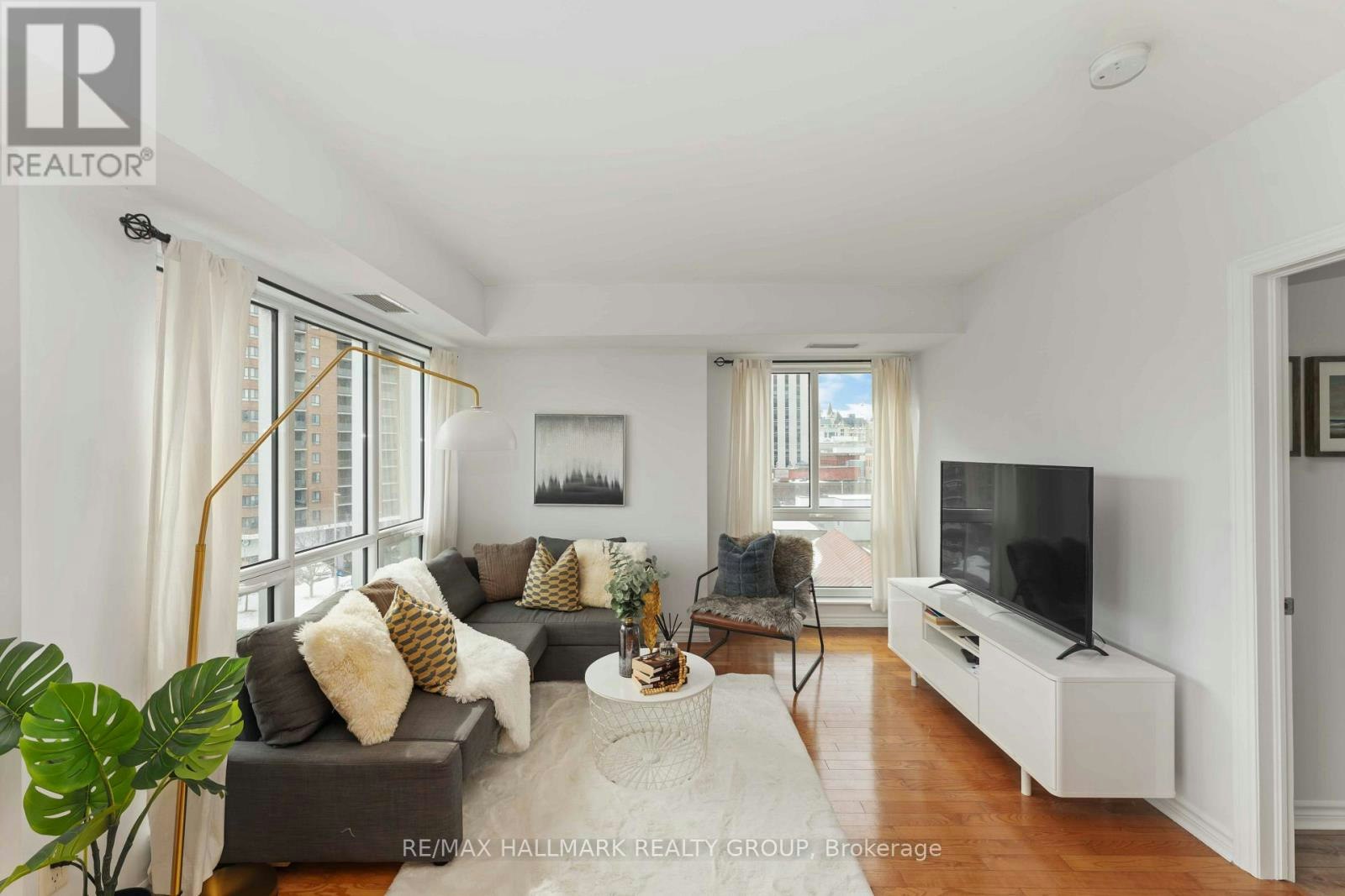 608-200 Rideau Street, Ottawa, ON, K1N 5Y1 - 3