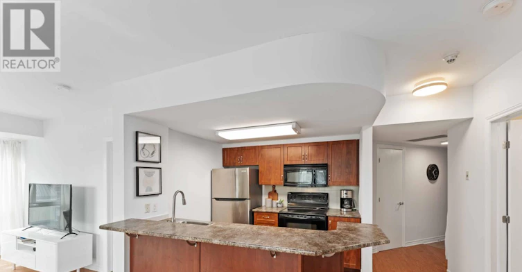 608-200 Rideau Street, Ottawa, ON, K1N 5Y1 - 10