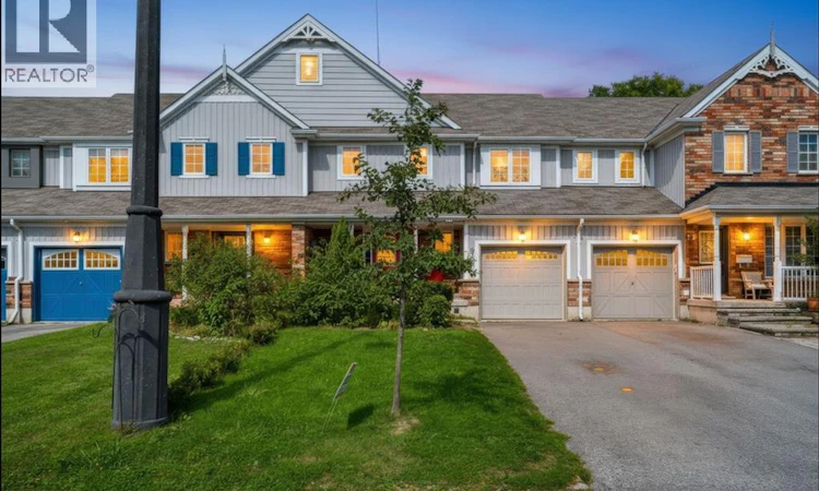24 Fallingbrook Crescent
