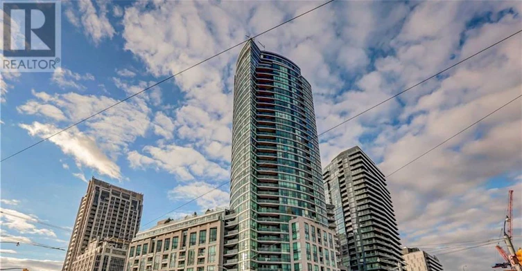 220-600 Fleet Street, Toronto, ON, M5V 1B7