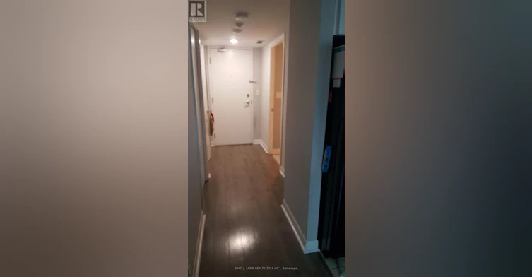 220-600 Fleet Street, Toronto, ON, M5V 1B7 - 3