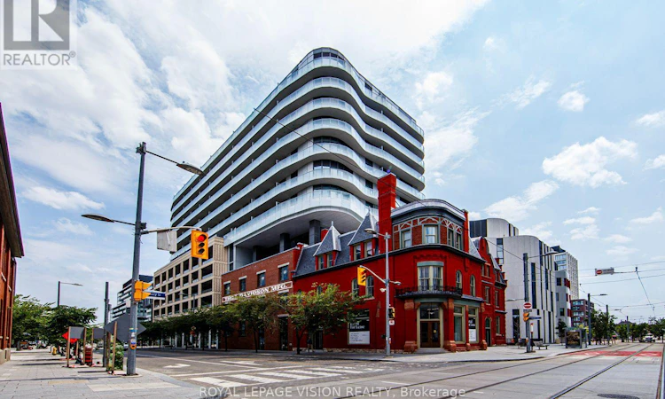1008-425 Front Street E