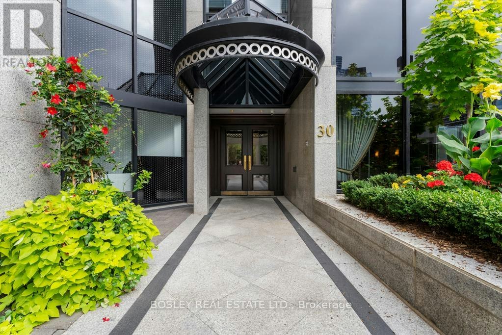 403-30 Wellington Street E, Toronto, ON, M5E 1S3 - 3