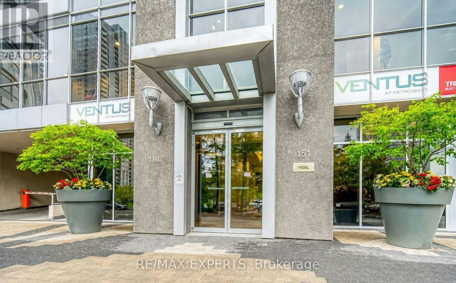 2714-181 Village Green Square, Toronto, ON, M1S 0L3 - 2