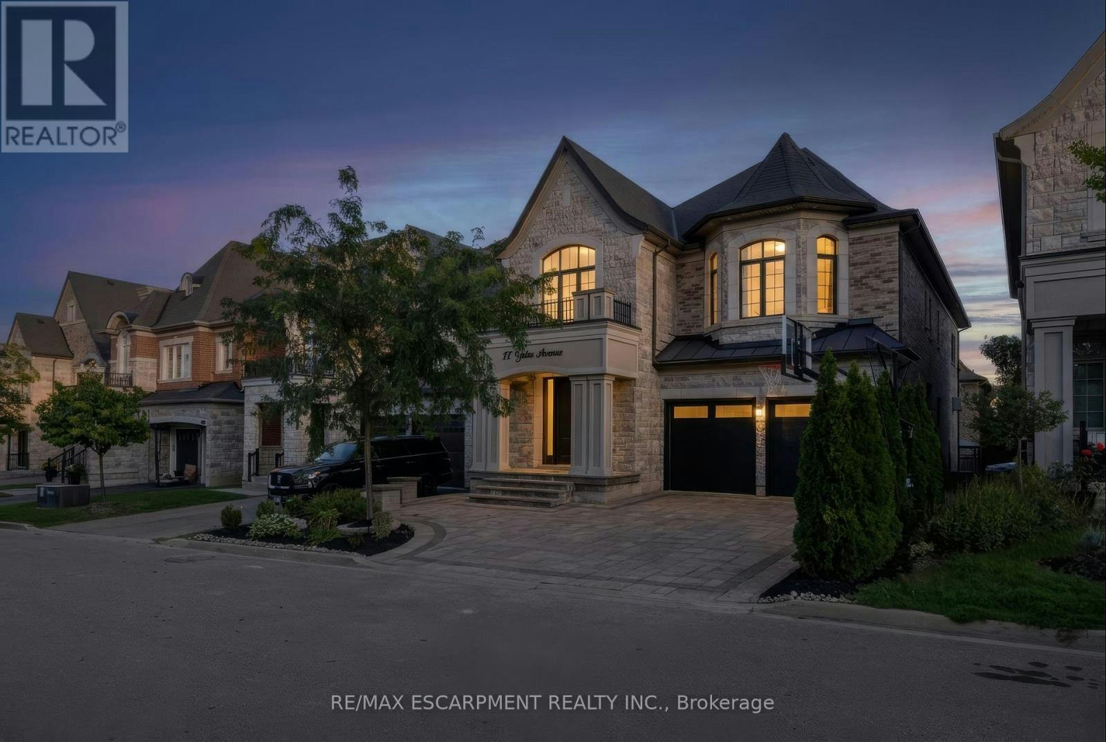 17 Yates Avenue, Vaughan, ON, L6A 4X3