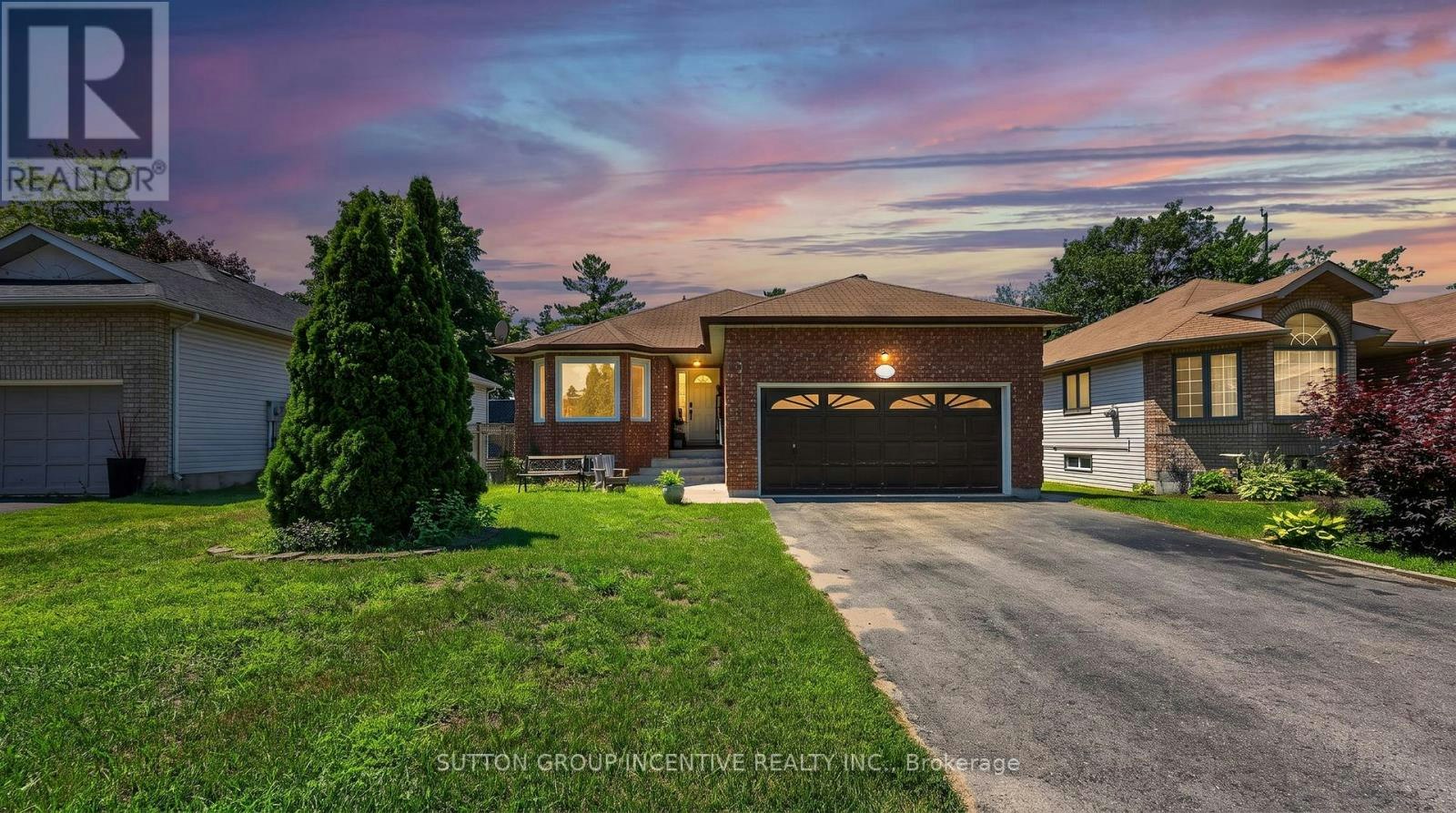 6 Riverdale Drive, Wasaga Beach, ON, L9Z 1E9