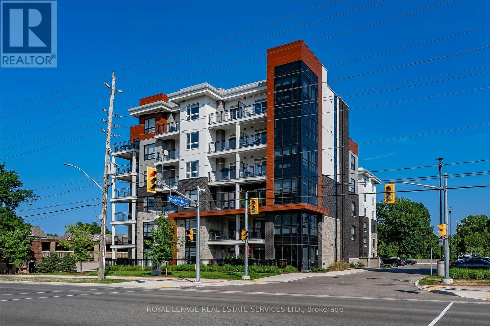 504-340 Plains Road E, Burlington, ON, L7T 0C2 - 3