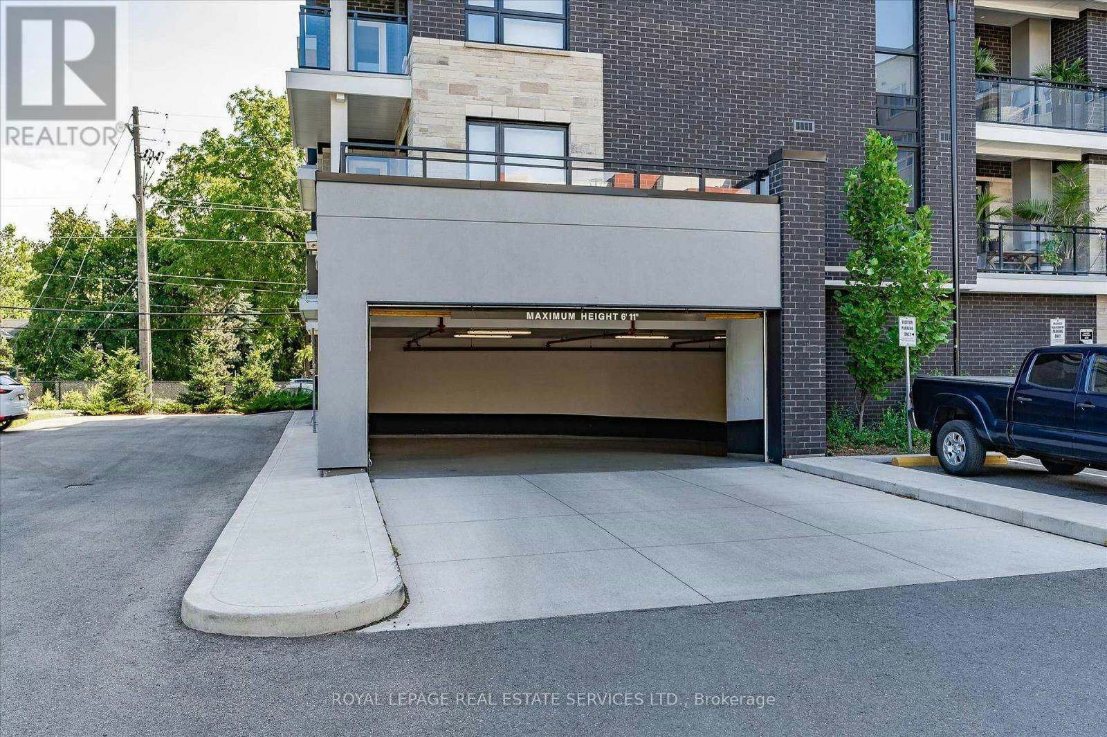 504-340 Plains Road E, Burlington, ON, L7T 0C2 - 9
