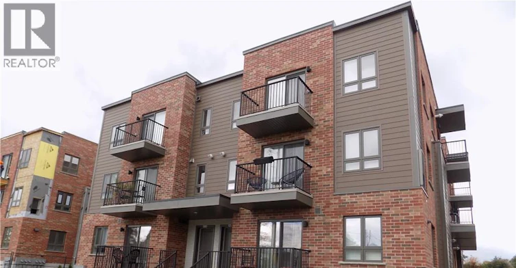 A15-361 Lancaster Street W, Kitchener, ON, N2H 0C1