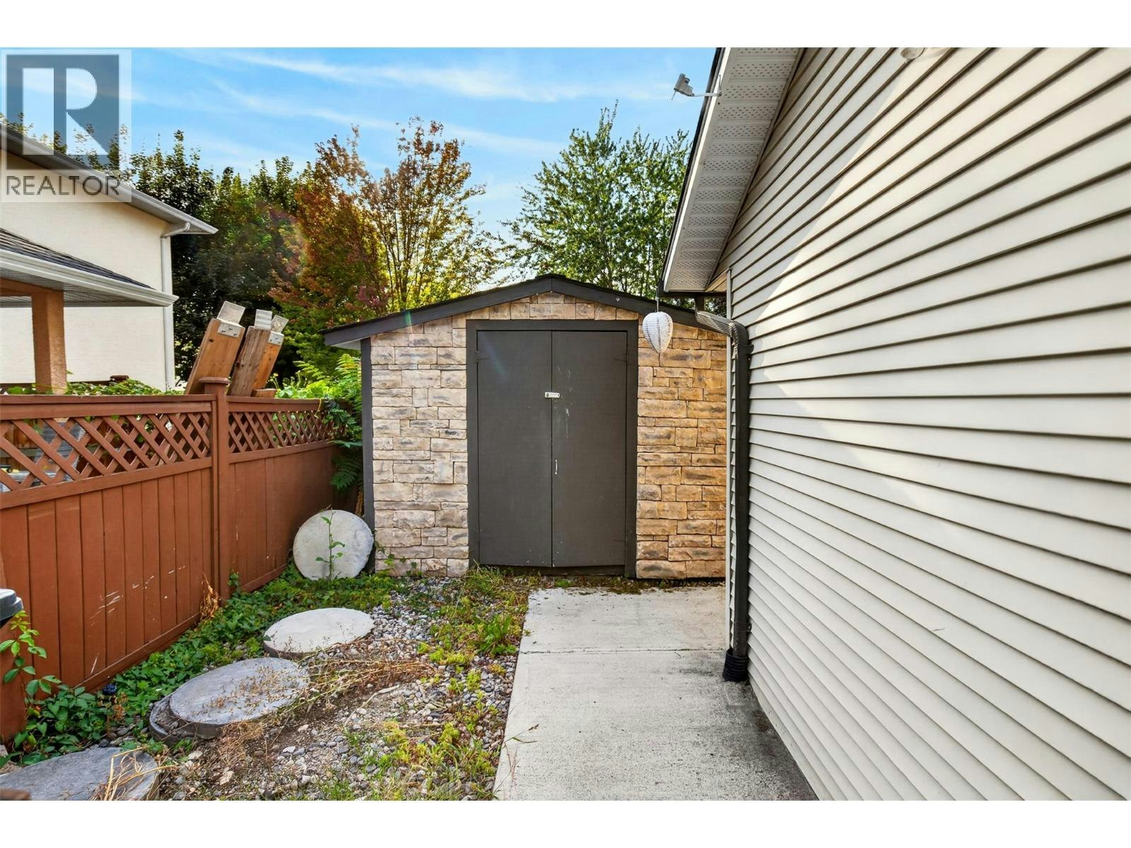1342 Friesen Road, Kelowna, BC, V1X 7P7 - 33
