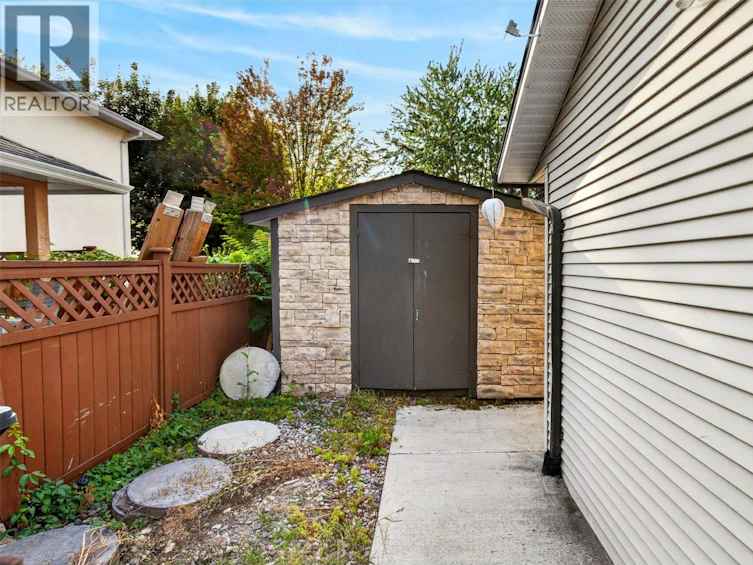 1342 Friesen Road, Kelowna, BC, V1X 7P7 - 33