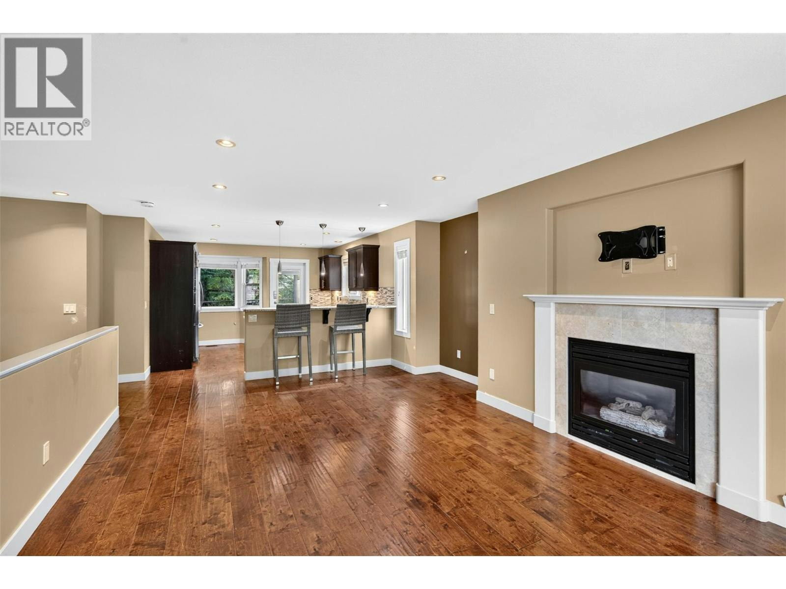 1342 Friesen Road, Kelowna, BC, V1X 7P7 - 9