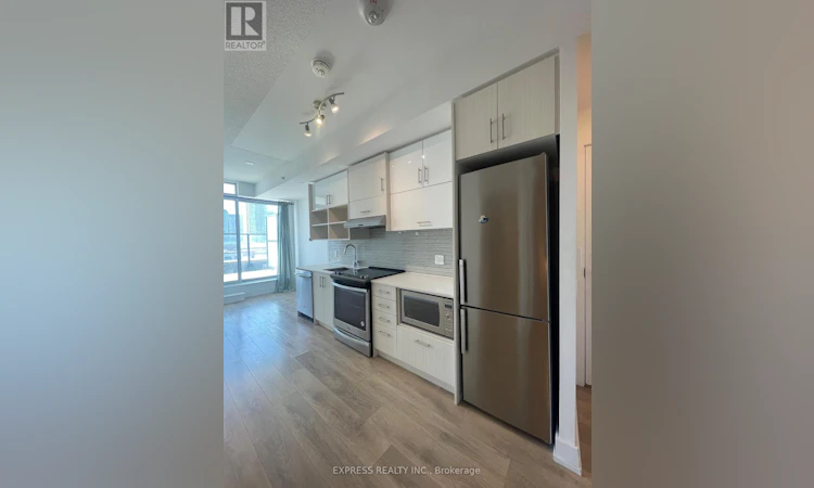 501-128 Fairview Mall Drive