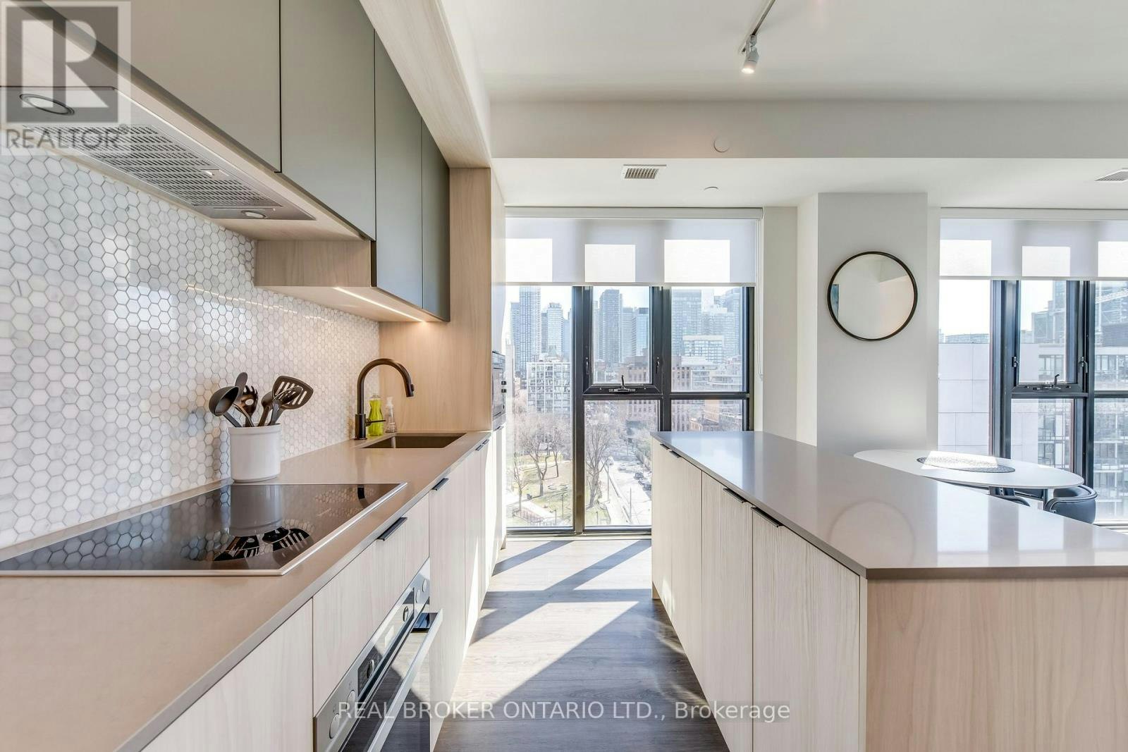 1006-123 Portland Street, Toronto, ON, M5V 0V9 - 9