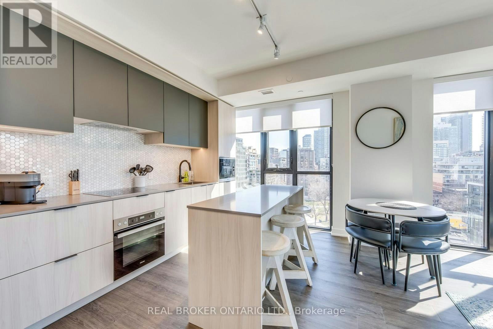 1006-123 Portland Street, Toronto, ON, M5V 0V9 - 8