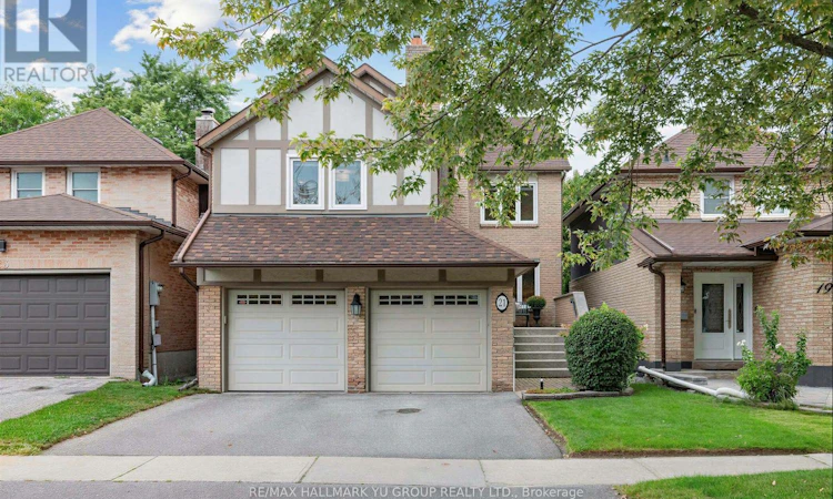21 Esther Crescent