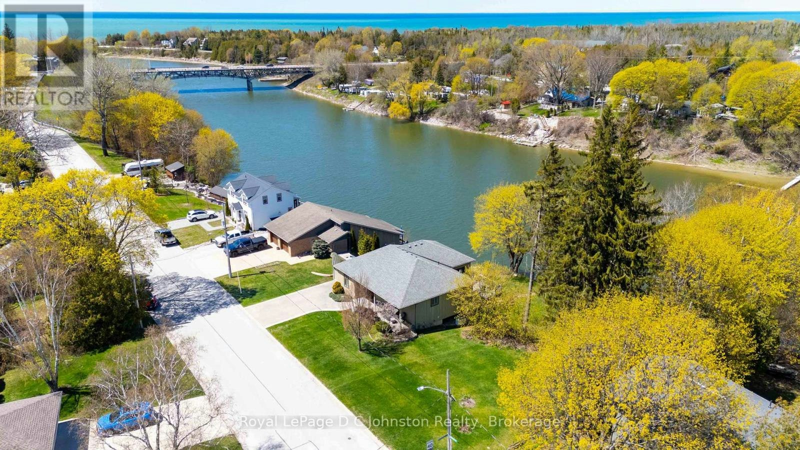 290 Saugeen Street, Saugeen Shores, ON, N0H 2L0