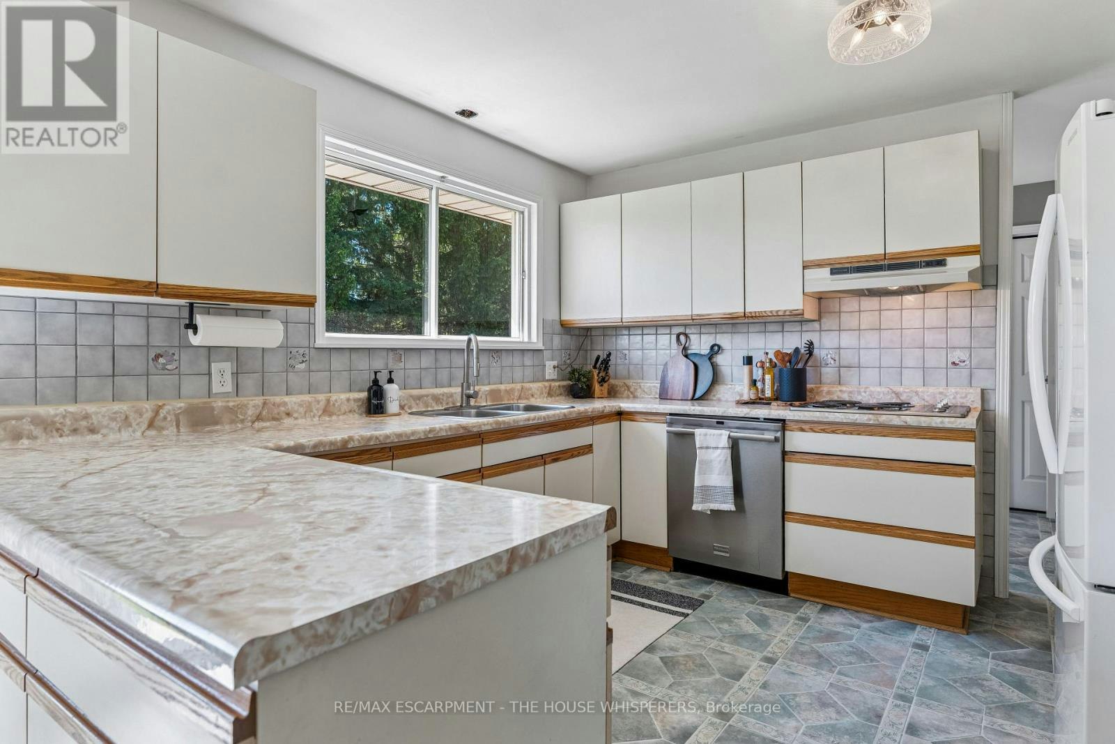 1250 Arkell Road, Milton, ON, N1H 6H8 - 10