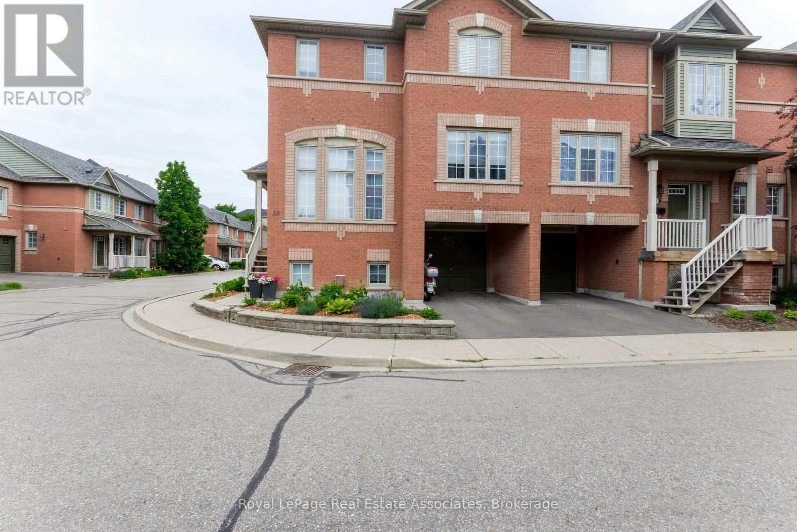 38-5031 Mill Road EAST, Mississauga, ON, L5V 2M5