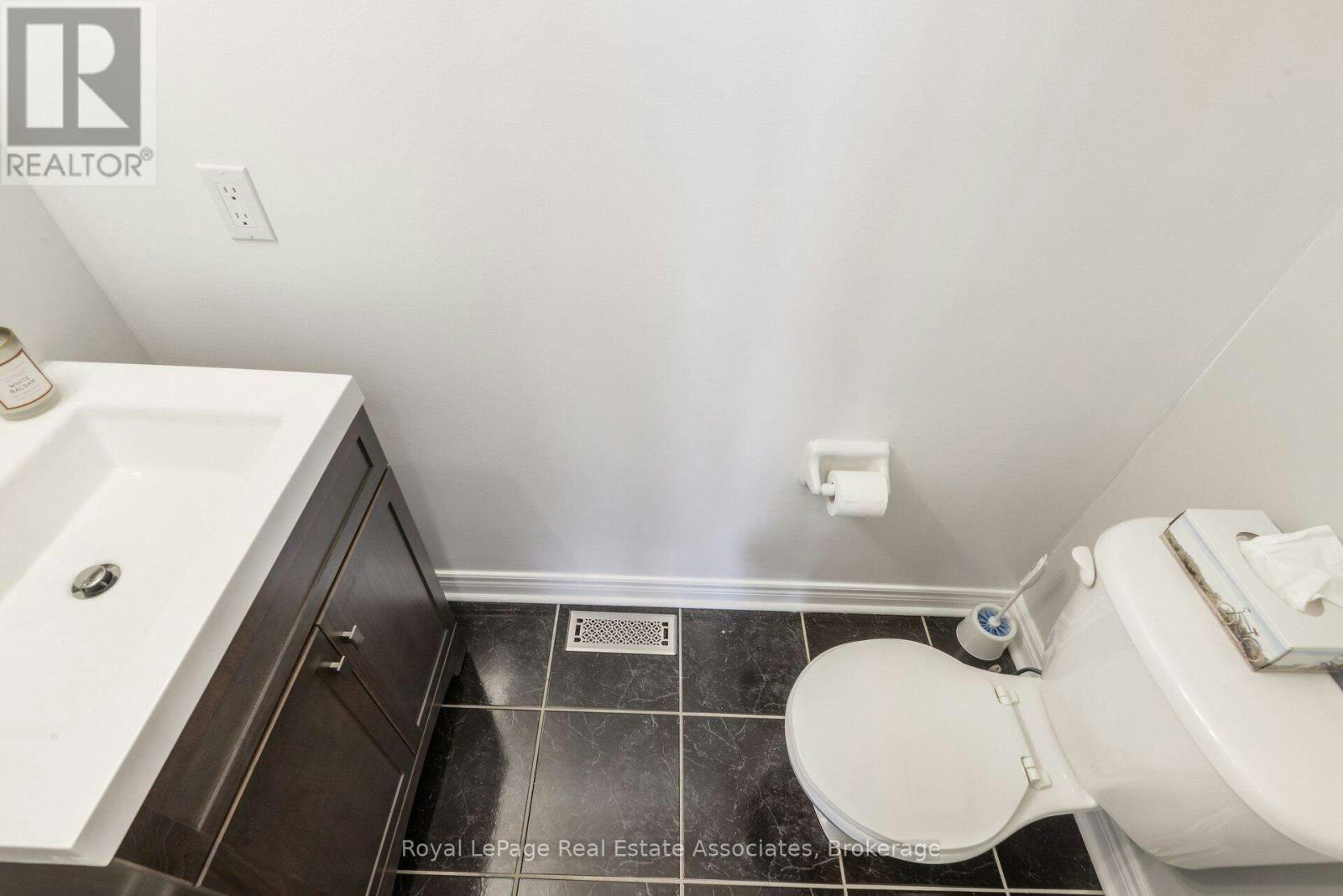 38-5031 Mill Road EAST, Mississauga, ON, L5V 2M5 - 12