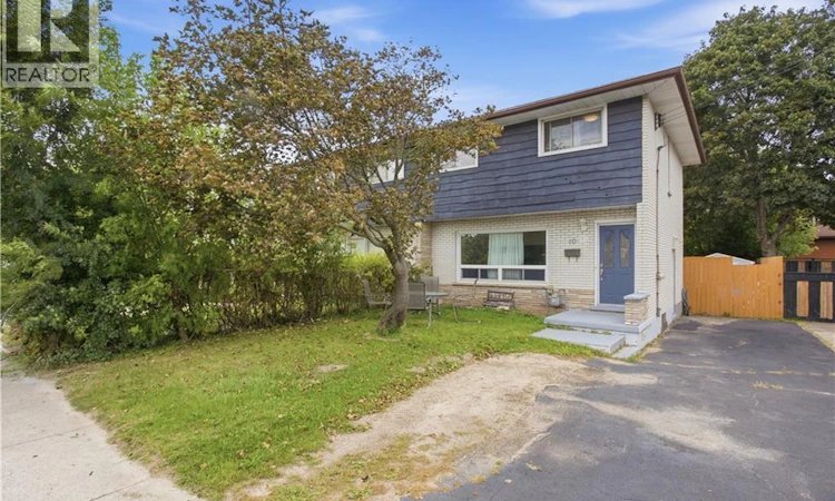 10 Jean Avenue