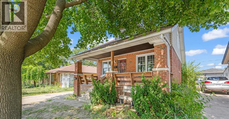 1356 Pillette, Windsor, ON, N8Y 3B9 - 3