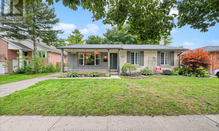 1611 Trossacks Avenue