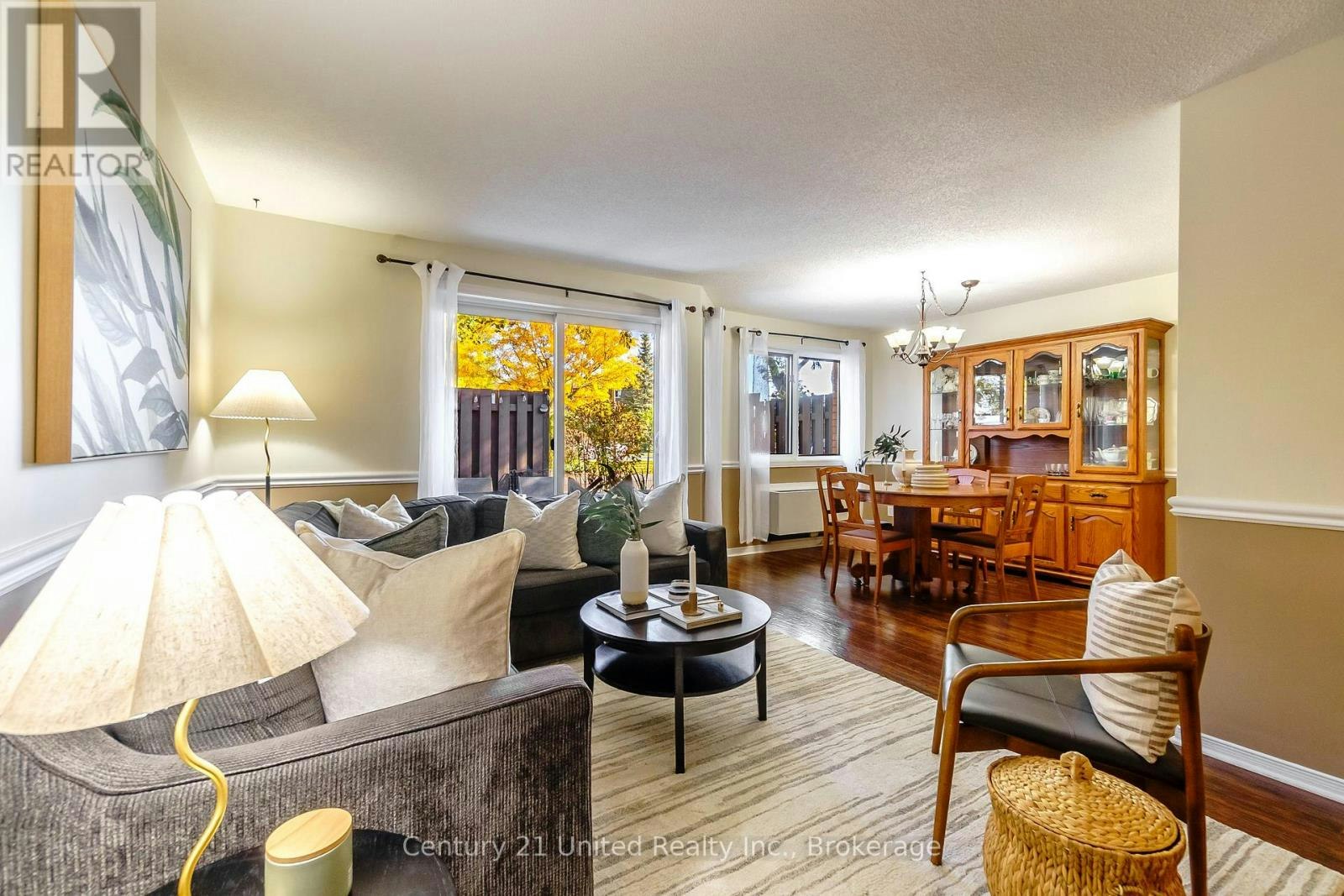 15-36 Champlain Crescent, Peterborough, ON, K9L 1T1