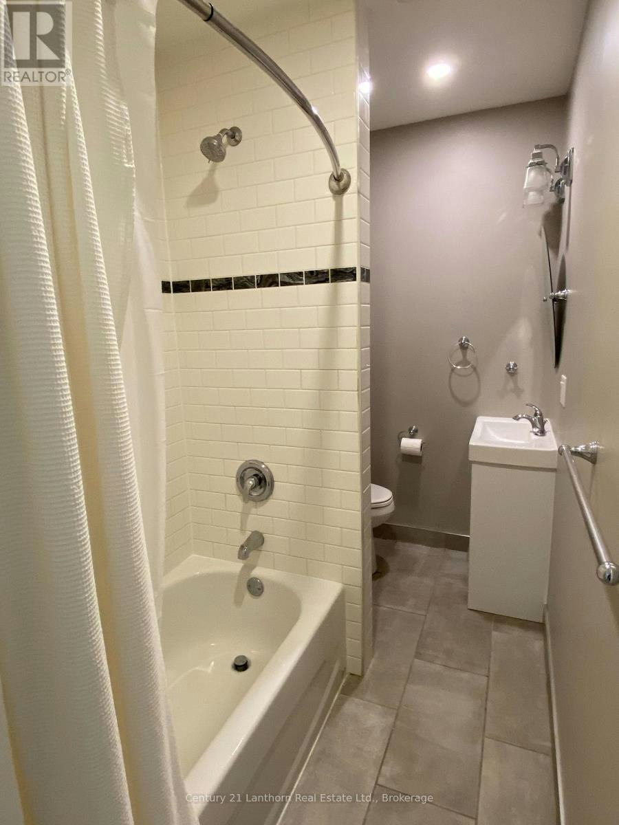 37A Picton Main Street, Prince Edward County, ON, K0K 2T0 - 9