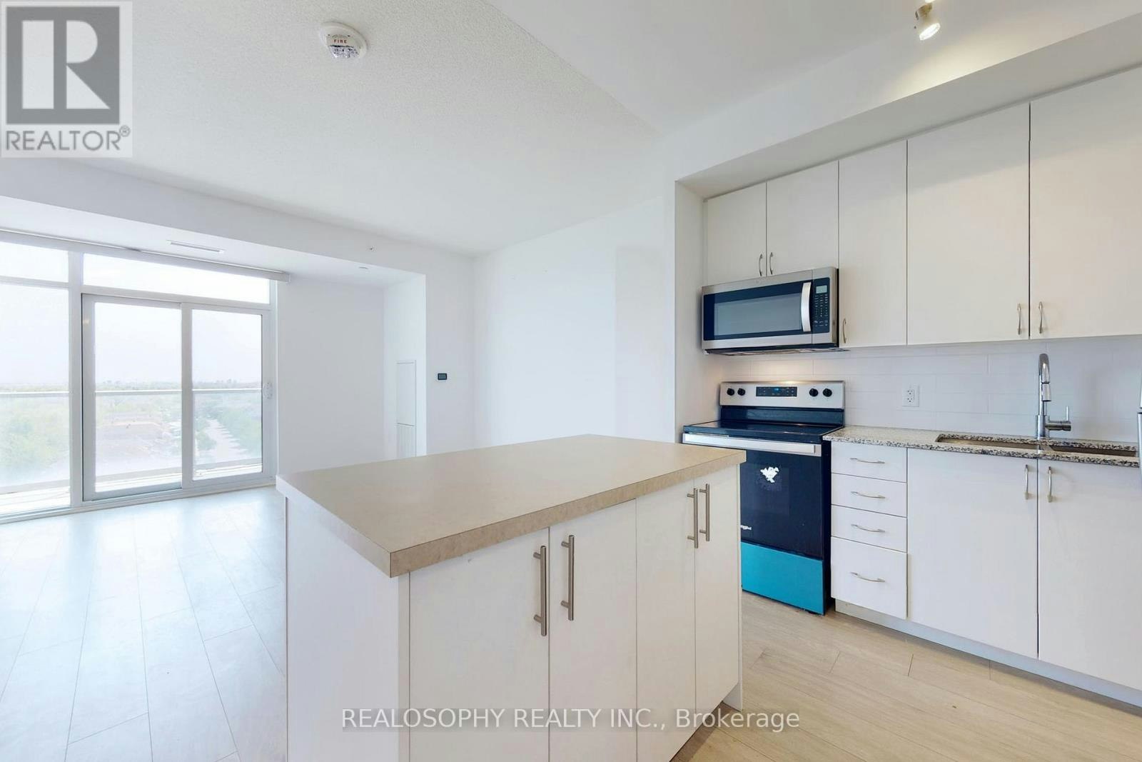 909-3220 Sheppard Avenue E, Toronto, ON, M1T 0B7 - 3