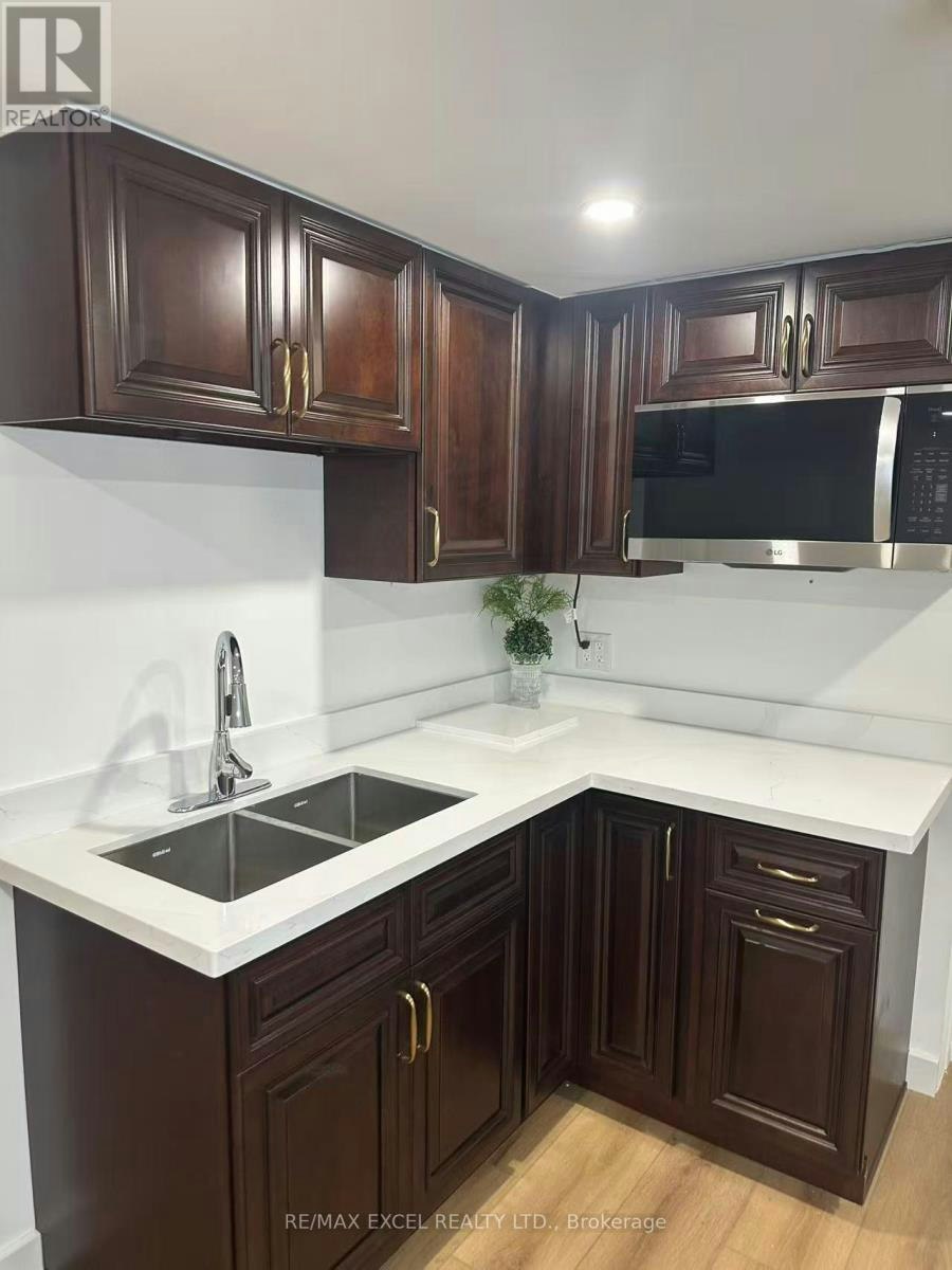 5 Union Street, Markham, ON, L3R 2H4 - 3